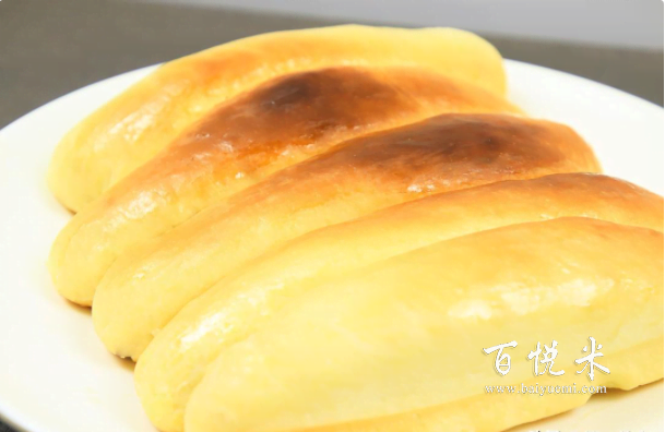 最简单方便的家常烤面包，记住这一点就能做出柔软膨松的面包